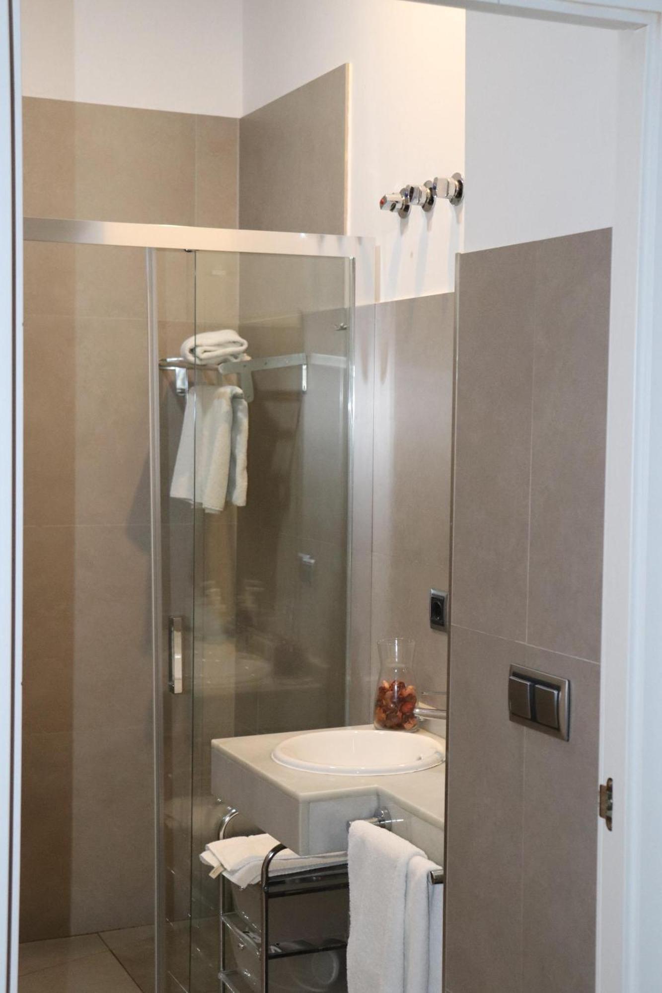 Apartamentos Reyes Catolicos 14 Sevilla Dış mekan fotoğraf
